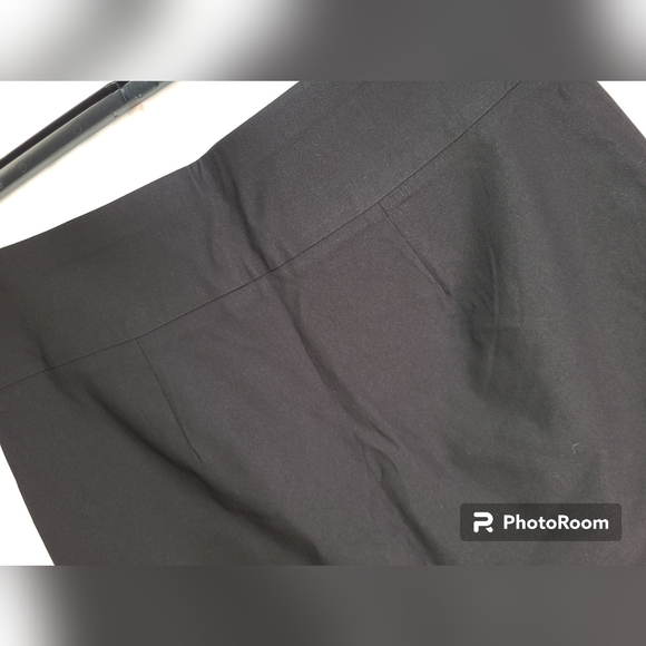 Rafaella Women's Wide Waistband Stretch Pull-On Style Black Skort Size X-Small - Picture 3 of 10